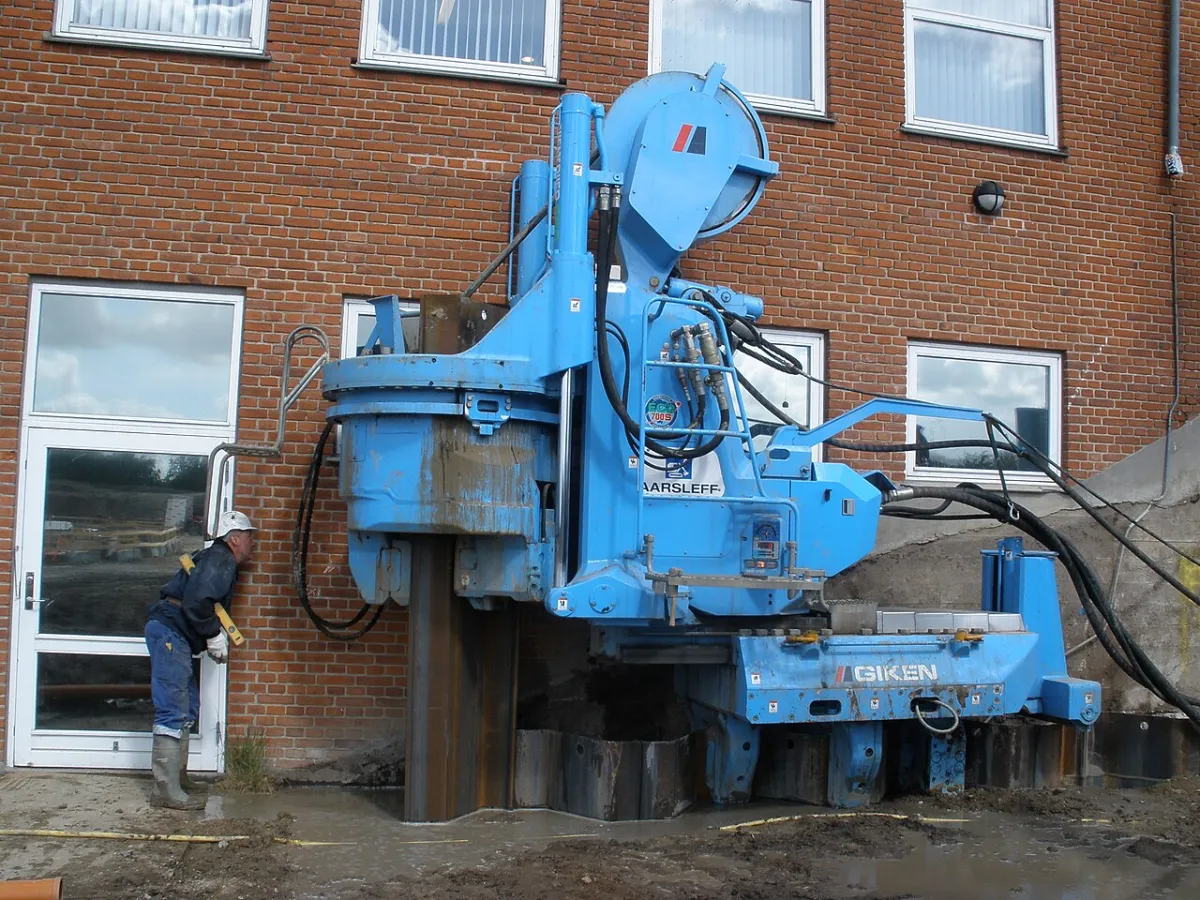 Sheet Piles | Press-In Silent Pilers on rent