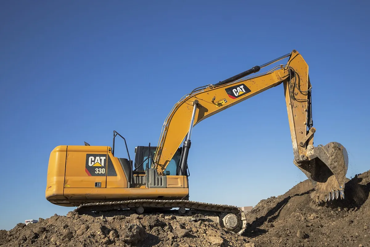 CAT 330 tracked excavator