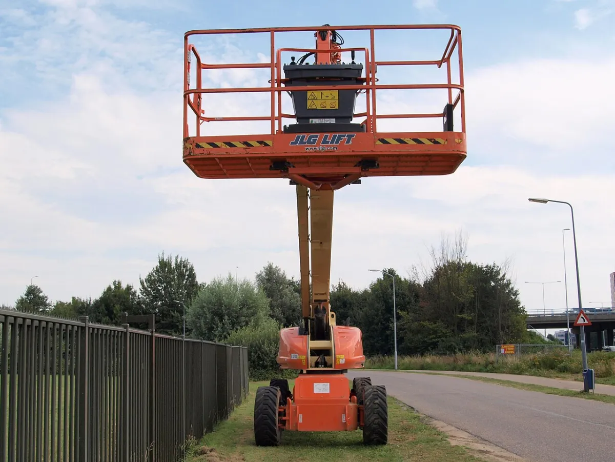 JLG 1200SJP 36.7m boom lift